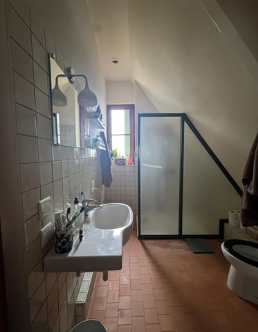 À vendre - Maison individuelle, 8 pièces située à Saint-Cyr-sur-Loire (37540)