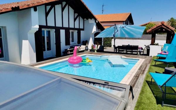 Maison à vendre    5 pièces •  Anglet