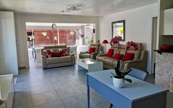 Maison à vendre    5 pièces •  Anglet