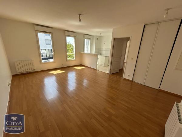 Appartement à louer 2 pièces 47.51m² Épernon (28230)