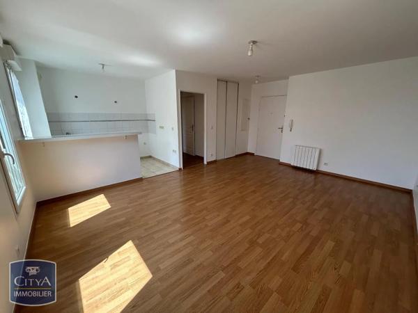 Appartement à louer 2 pièces 47.51m² Épernon (28230)