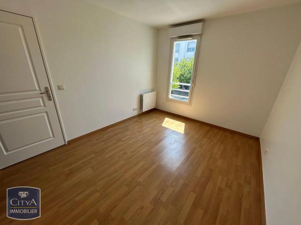 Appartement à louer 2 pièces 47.51m² Épernon (28230)