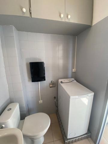 Studio meublé rénové situé au centre-ville de Narbonne