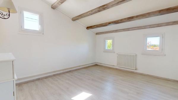 Maison à vendre à Royan - 6 pièces, 5 chambres, garage