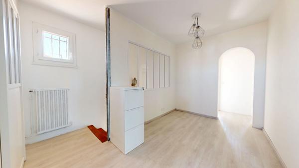 Maison à vendre à Royan - 6 pièces, 5 chambres, garage