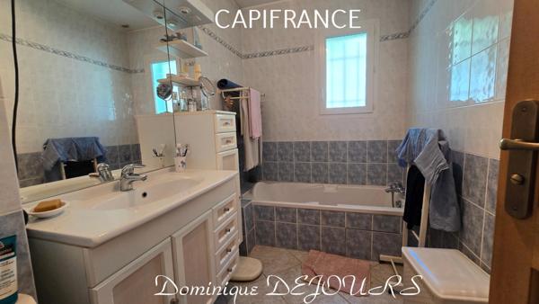 Ardèche, St Forunat/Eyrieux, Propriété composée d'une Grande Maison d'habitation (141m² ), une maison Indépendante (39m²), une Piscine et un Grand Garage