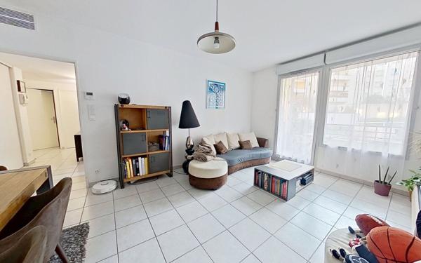 Appartement à vendre    3 pièces • 71 m2 Lyon 9