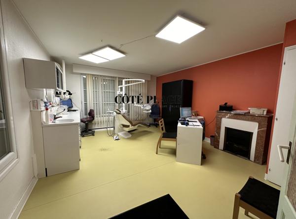 Saint-Palais-sur-Mer (17420) Saint Palais sur mer - Villa 6 pièces -centre ville - proche plages et commerces - au prix de 551.200 € HAI