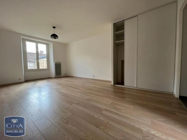 Appartement à louer 2 pièces 41m² Rambouillet (78120)