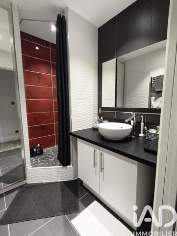 Appartement à vendre 3 pièces 74 m² Saint-Jean-Bonnefonds