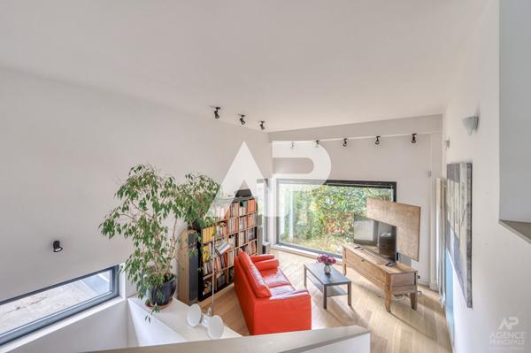 Maison Mont-Valérien 10 pièce(s) 345 m2 €2 500 000 ** - Référence 19313