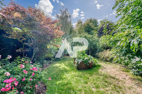 Maison Mont-Valérien 10 pièce(s) 345 m2 €2 500 000 ** - Référence 19313