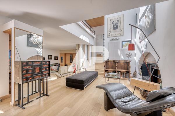 Maison Mont-Valérien 10 pièce(s) 345 m2 €2 500 000 ** - Référence 19313