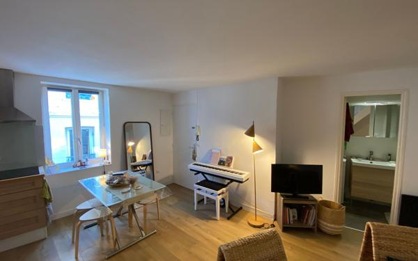 Immeuble à vendre    2 pièces •  Dieppe