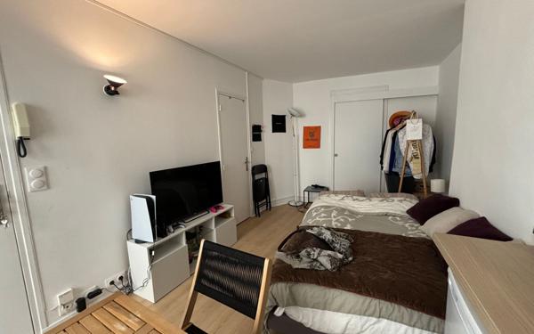 Immeuble à vendre    2 pièces •  Dieppe