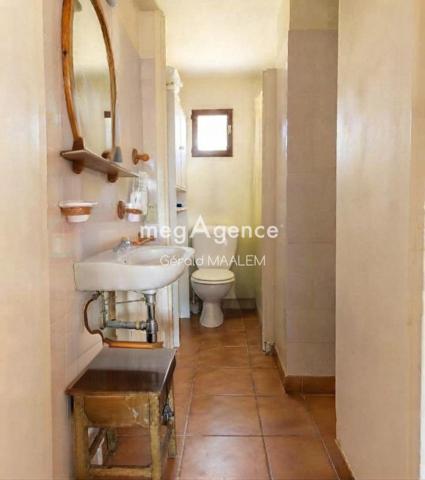 Maison à LE PLAN-DE-LA-TOUR, 83120 - 2 pièces 50m²