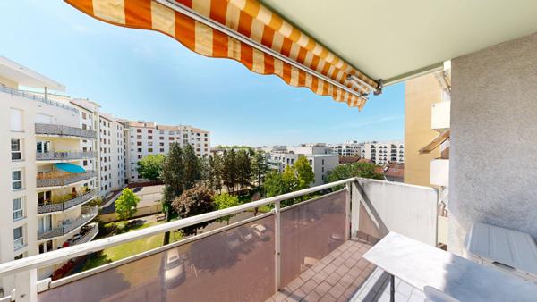Appartement Lyon 4 pièce(s) 82.57 m2