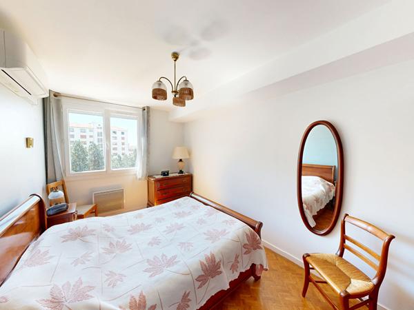 Appartement Lyon 4 pièce(s) 82.57 m2