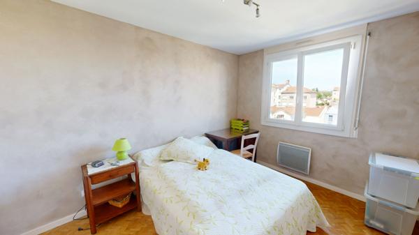Appartement Lyon 4 pièce(s) 82.57 m2