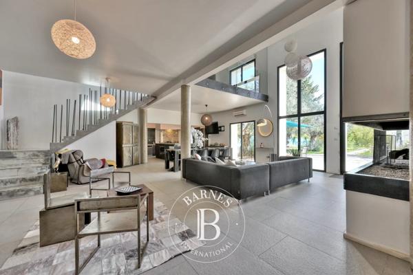 Baillargues, Maison 4 Chambres -  364 m² à vendre