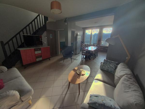 Maison
                                                                                                                                                                                                                                                                                                                        4 pièce(s)                                                                                                                                                                                                          3 chambre(s)                                                                                                                                                                                                          110  m²