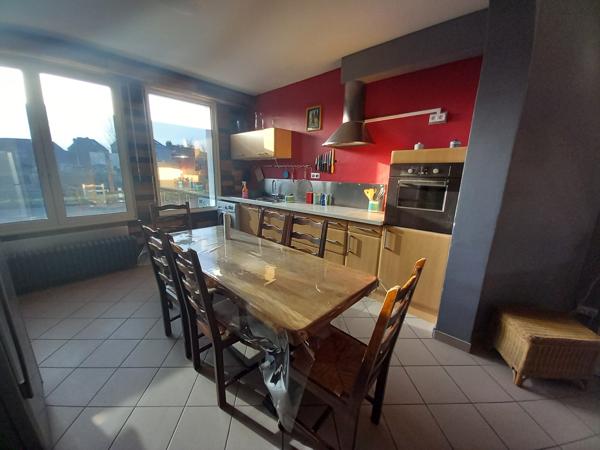 Maison
                                                                                                                                                                                                                                                                                                                        4 pièce(s)                                                                                                                                                                                                          3 chambre(s)                                                                                                                                                                                                          110  m²