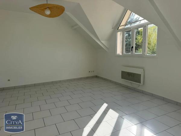 Appartement à louer 1 pièce 28.96m² Corbeil-Essonnes (91100)
