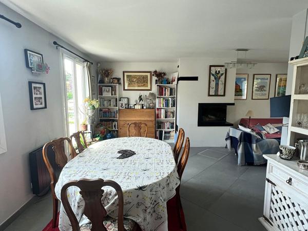 Maison Proche centre et école Lamorlaye