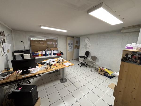 Local commercial 692m2 St-Pierre-En-Faucigny