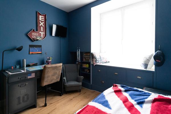 Appartement , 3 chambres, balcon  et ascenseur.