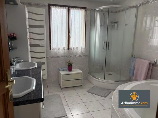 Vente Maison 5 pièces 108 m2 à Villeneuve-sur-Aisne