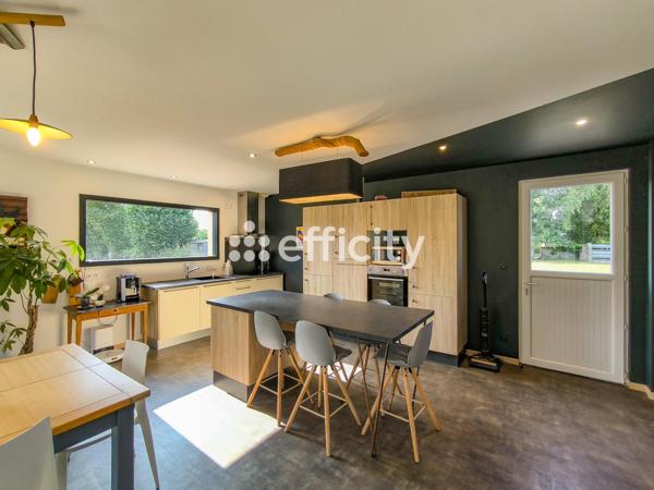 Maison
         5 pièces
        - 110 m² Exclusivité 265 000 € *