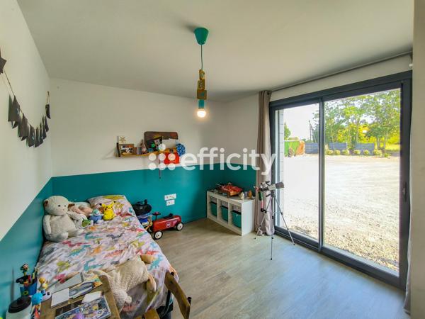 Maison
         5 pièces
        - 110 m² Exclusivité 265 000 € *