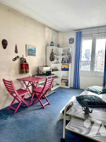 Place de la Basse Vieille Tour. F3 lumineux de 69m² + cave