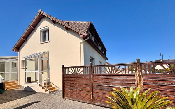 Maison à vendre    7 pièces • 170 m2 Luc-sur-Mer