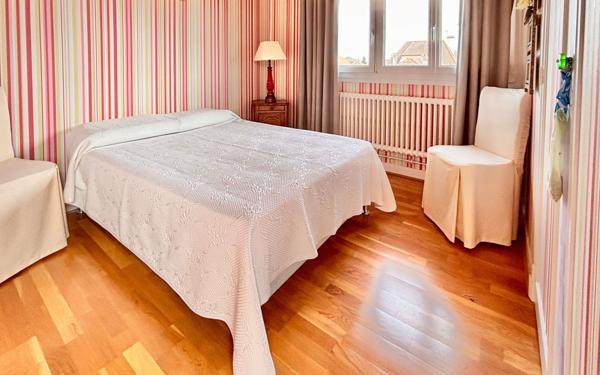 Maison à vendre    7 pièces • 170 m2 Luc-sur-Mer