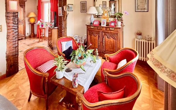 Maison à vendre    7 pièces • 170 m2 Luc-sur-Mer