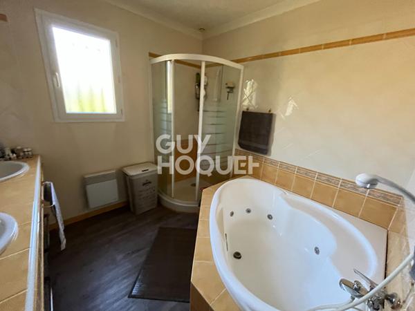 Maison à vendre à Caveirac avec piscine et grand jardin