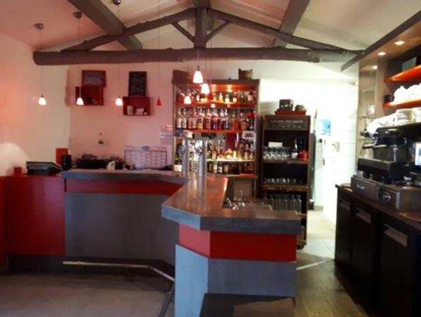 Dpt Vendée (85), à vendre proche de SAINT JEAN DE MONTS Bar restaurant