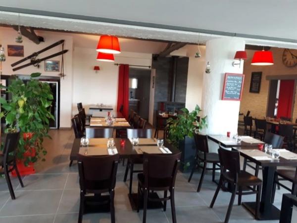 Dpt Vendée (85), à vendre proche de SAINT JEAN DE MONTS Bar restaurant