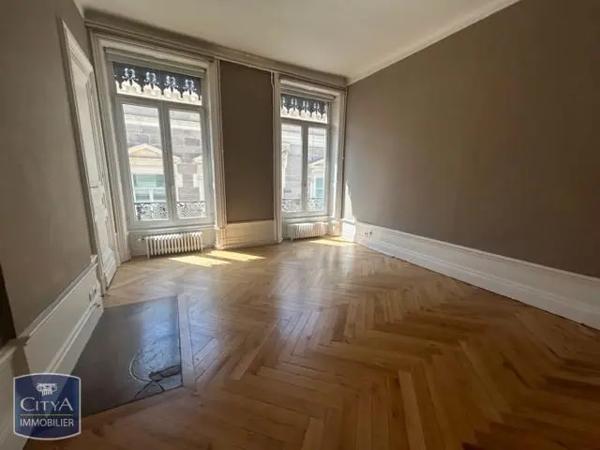 Appartement à louer 5 pièces 161.5m² Saint-Étienne (42000)