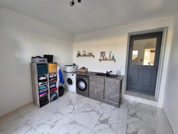 Propriété d'exception rénovée LUCHE PRINGE (72)