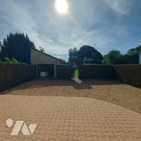 A VENDRE MAISON A DIGNY