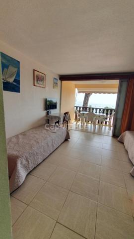 STE ANNE APPARTEMENT 34m2 AVEC SUPERBE VUE MER. SAINTE ANNE (972) 200Metres des plages