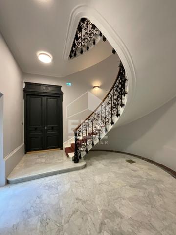 Appartement Paris 1 pièce(s) 39.40 m2, avec ascenseur et balcon