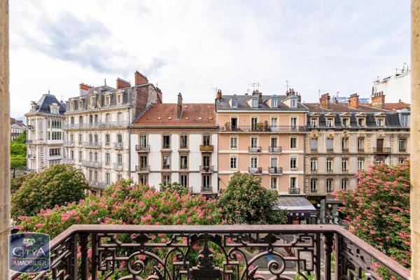 Appartement à louer 4 pièces 101.03m² Grenoble (38000)