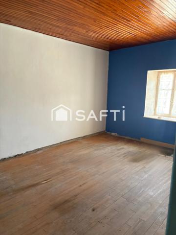 maison de 80 m²  avec 3 chambres avec un terrain de 537 m² dans un village a 5 minutes de vittel