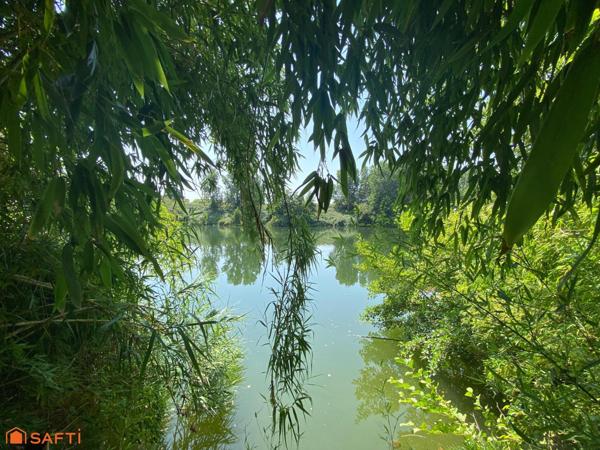 Maison avec accès privatif au lot