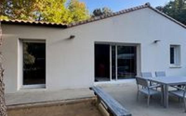 Maison à vendre    3 pièces •  Jard-sur-Mer