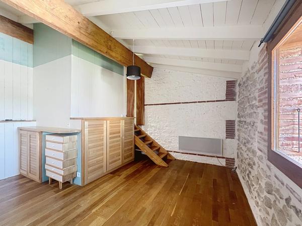 Maison de caractère avec cour et potentiel locatif, Saleilles